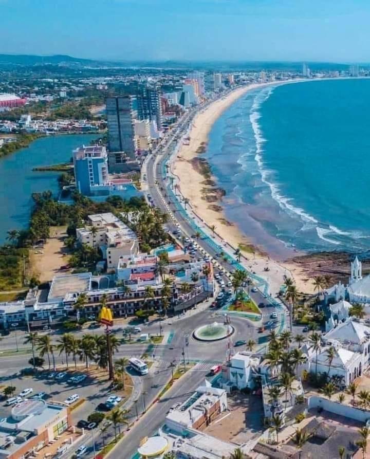 Casa Brisa Y Departamentos! A 3 Min La Playa&Malecon Vila Mazatlán Exterior foto
