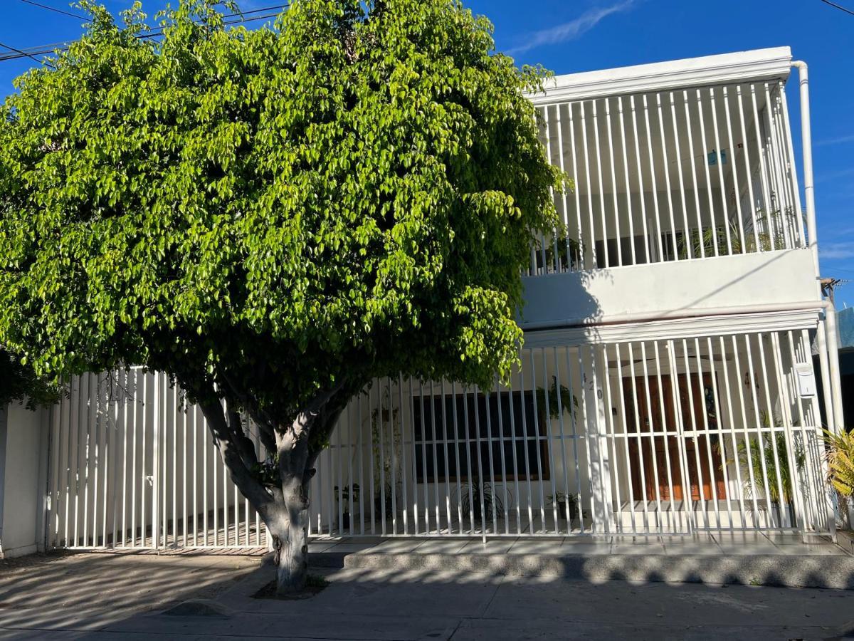 Casa Brisa Y Departamentos! A 3 Min La Playa&Malecon Vila Mazatlán Exterior foto